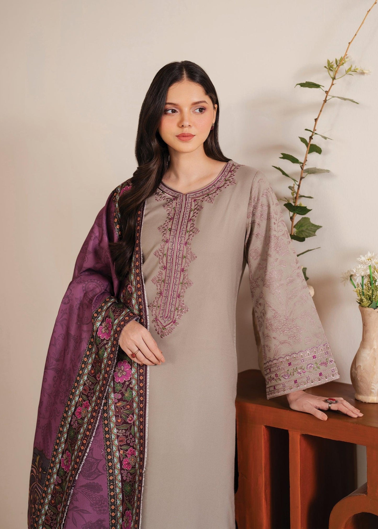 PREMIUM QUALITY DHANAK SUIT BY GARNET