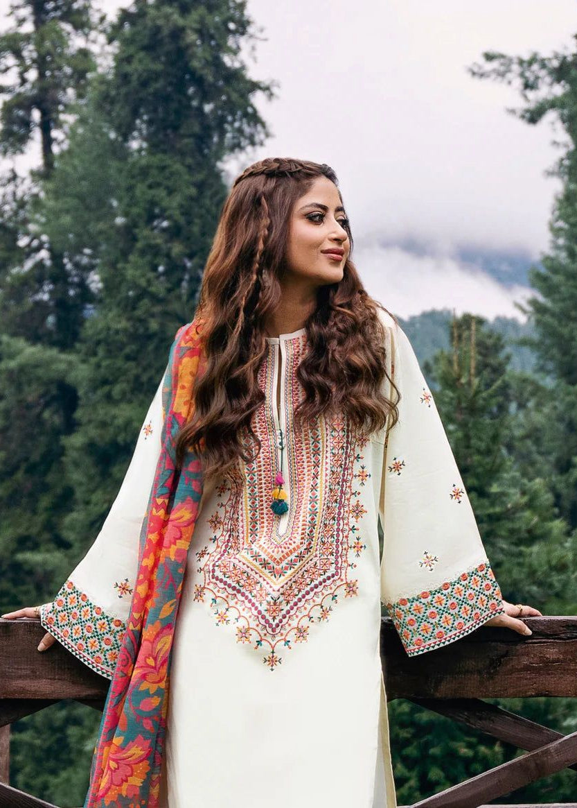 PREMIUM QUALITY DHANAK 3PC EMB SUIT BY SAPPHIRE